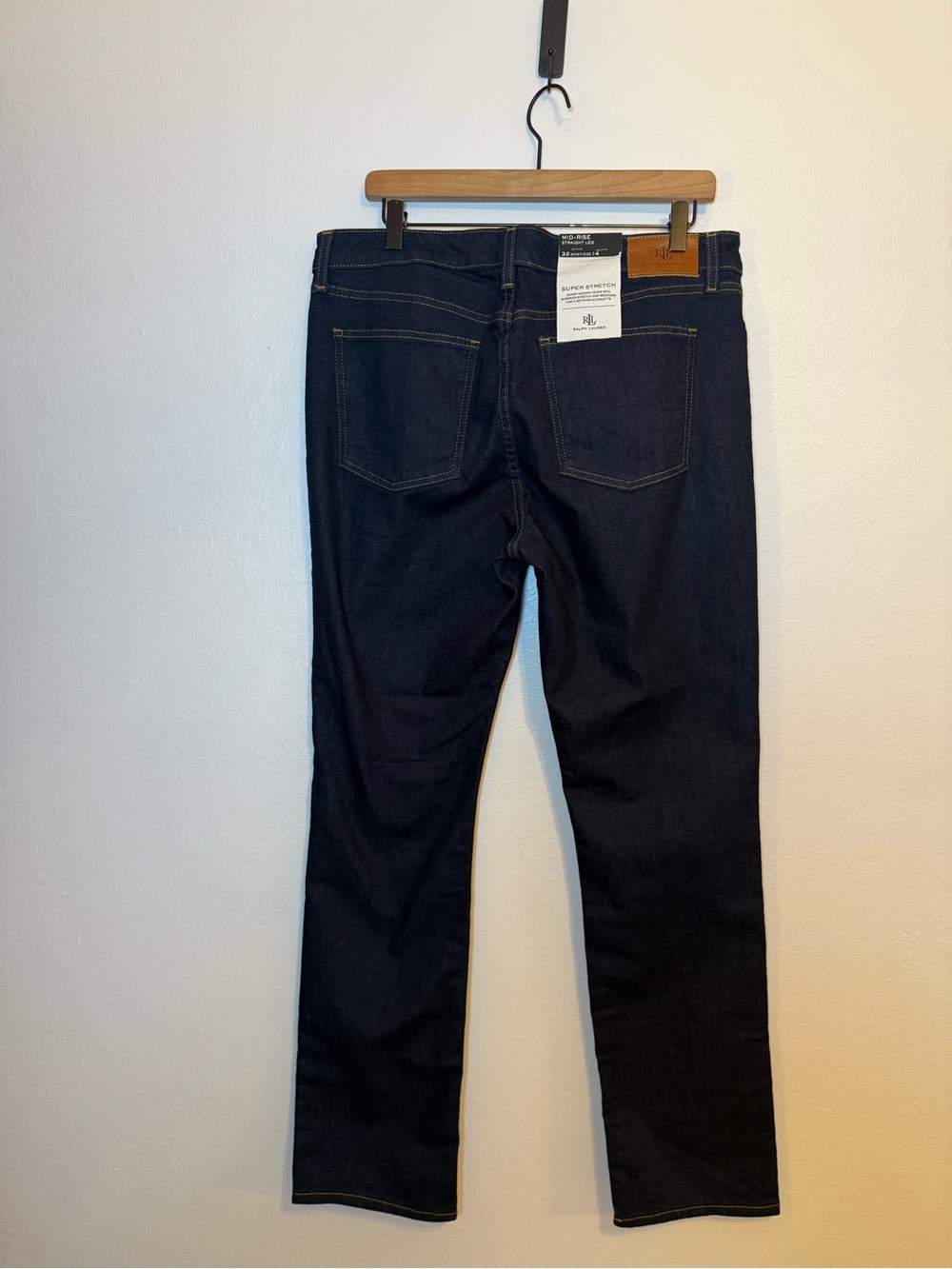 Lauren Ralph Lauren Mid-Rise Straight Jean‎ in Deep Royal Wash Denim - Picture 5 of 7